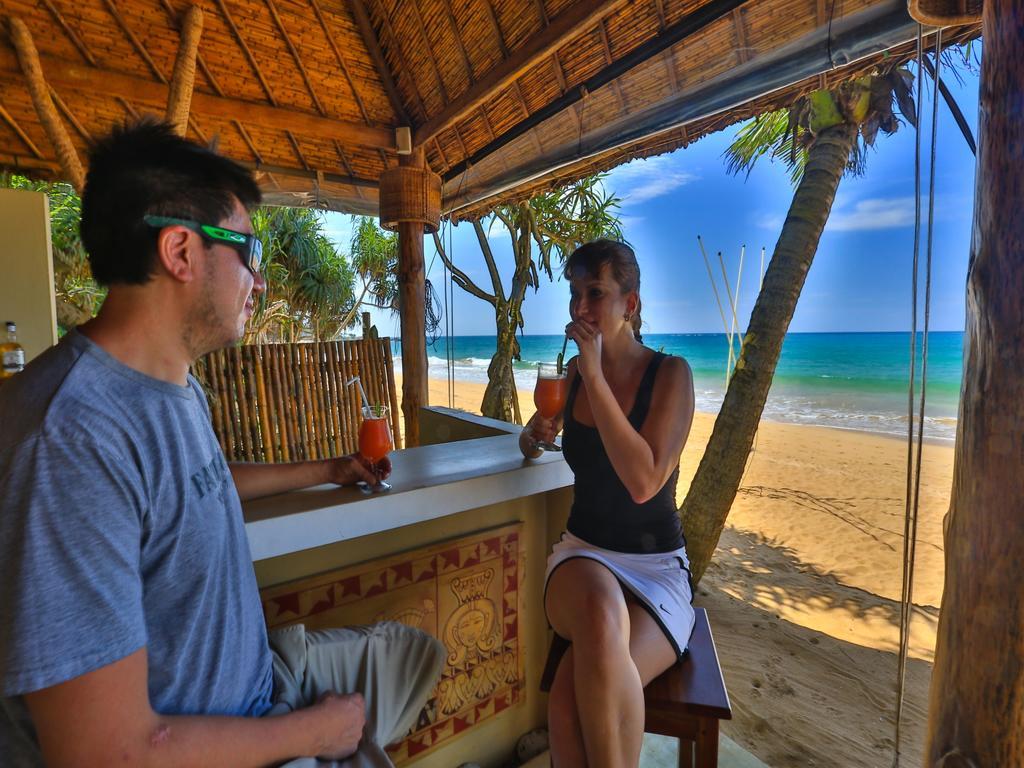 Thejan Beach Cabanas Бентота Экстерьер фото