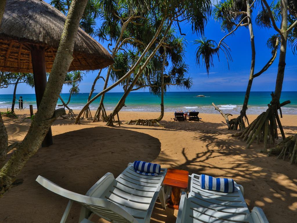 Thejan Beach Cabanas Бентота Экстерьер фото