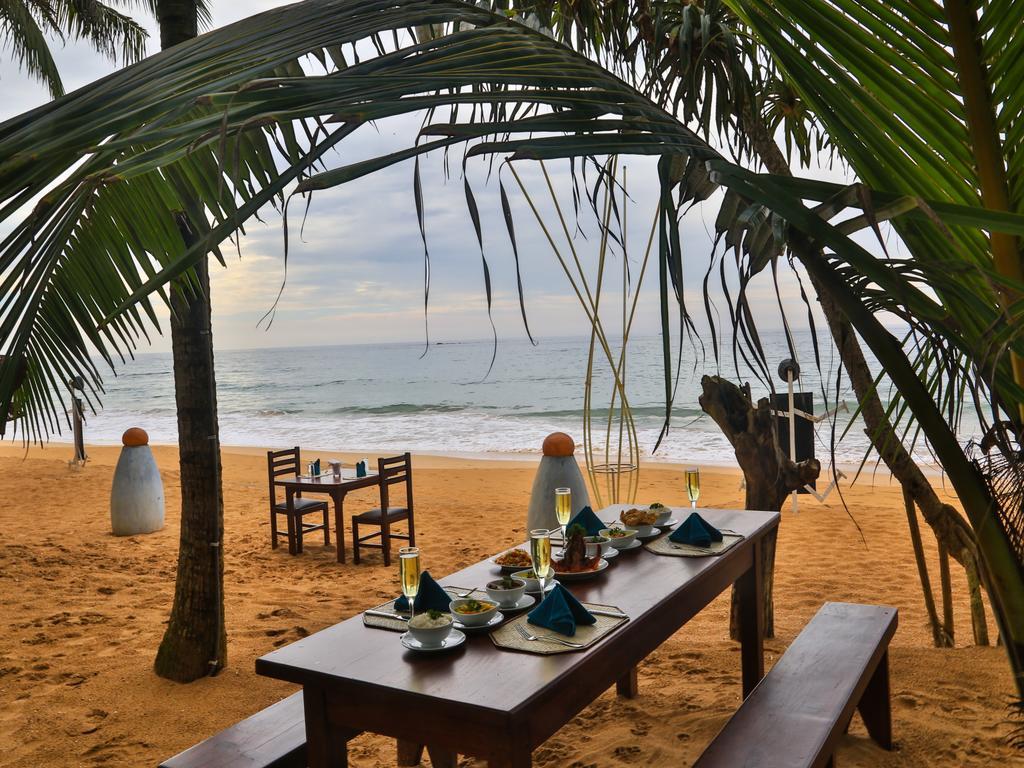 Thejan Beach Cabanas Бентота Экстерьер фото