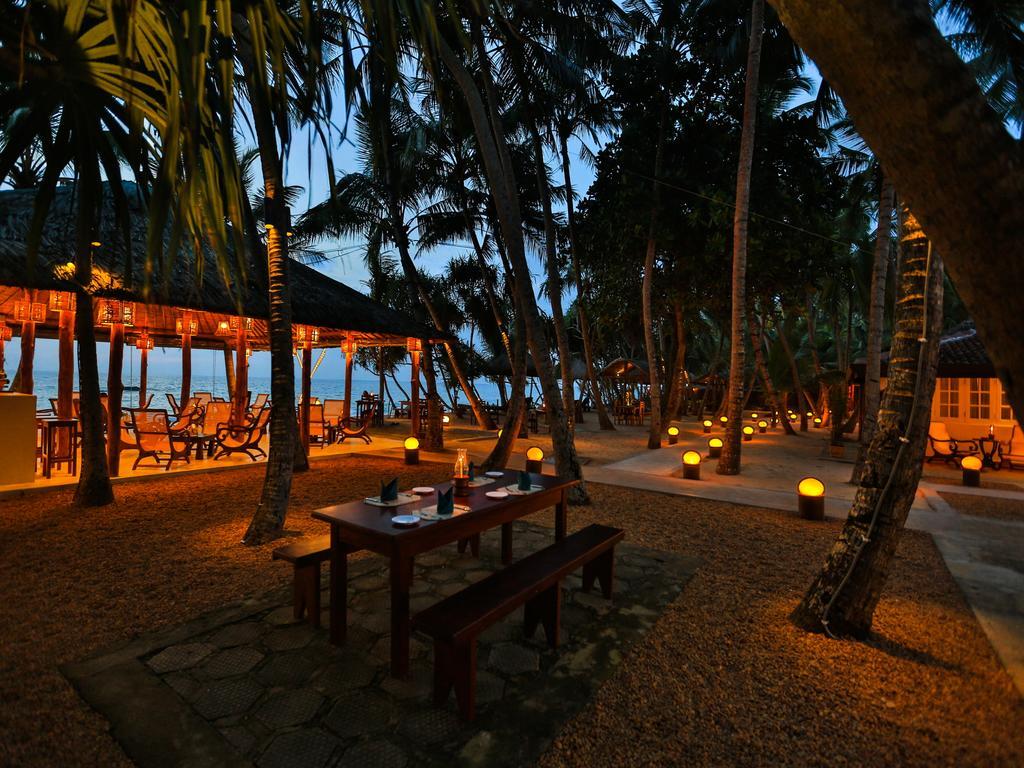Thejan Beach Cabanas Бентота Экстерьер фото