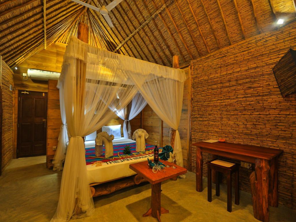 Thejan Beach Cabanas Бентота Номер фото