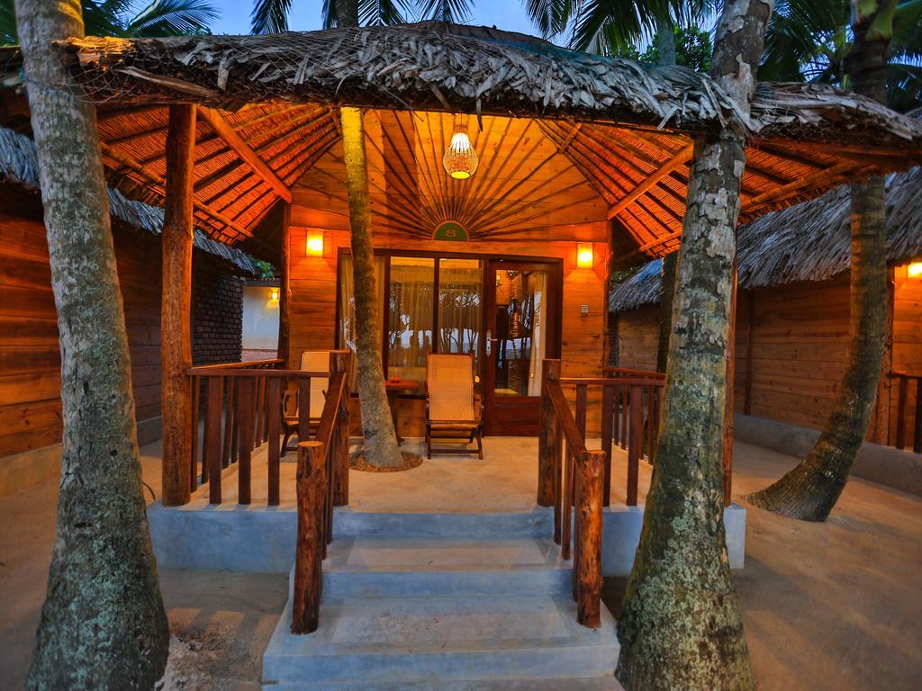 Thejan Beach Cabanas Бентота Номер фото