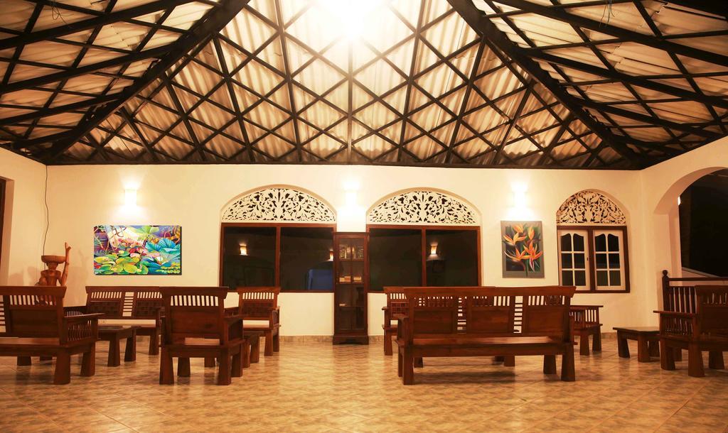 Thejan Beach Cabanas Бентота Экстерьер фото