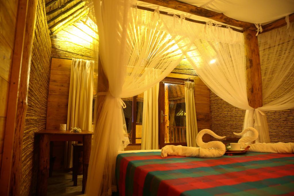 Thejan Beach Cabanas Бентота Экстерьер фото
