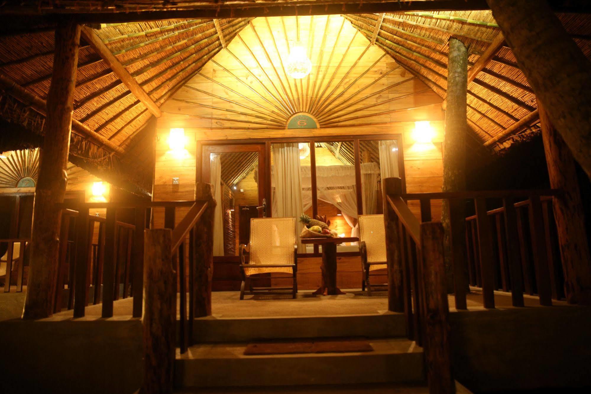 Thejan Beach Cabanas Бентота Экстерьер фото